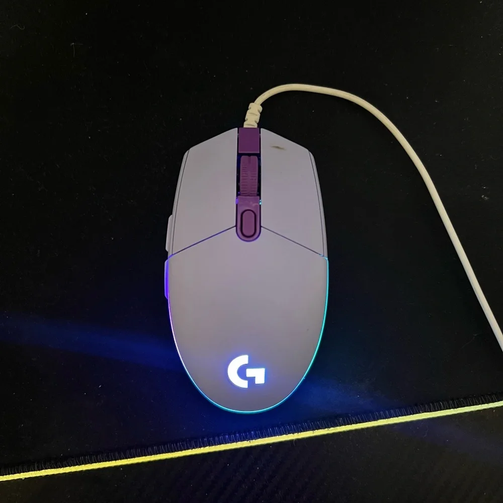 Logitech G203 wired led mouse